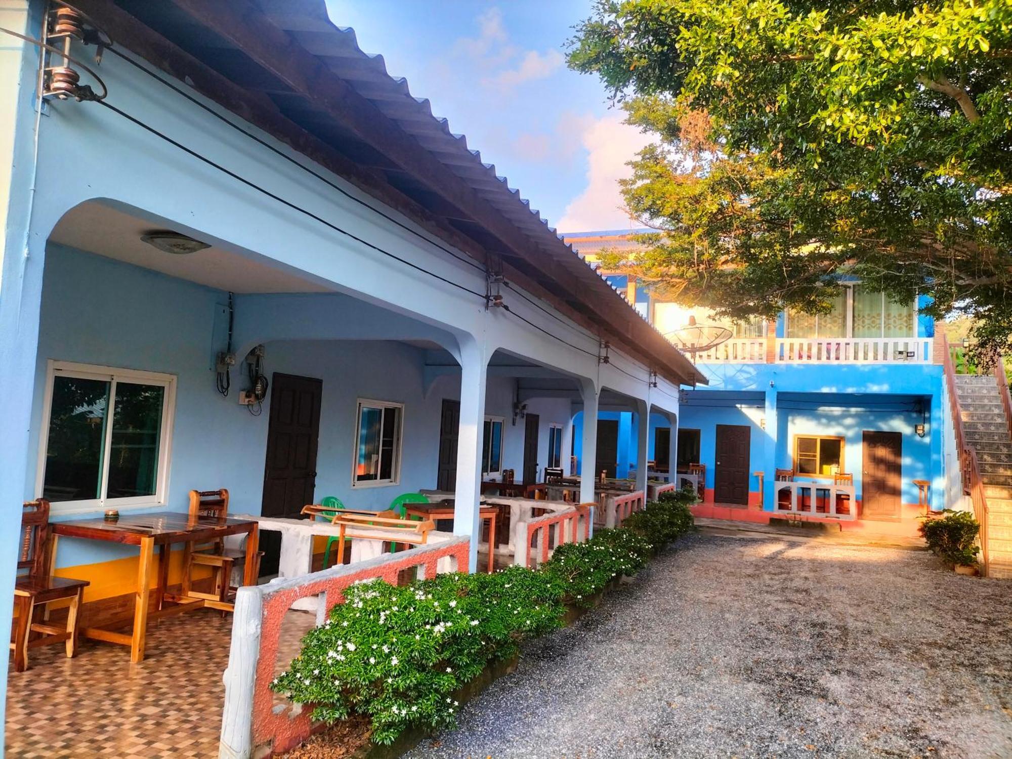 Lanta Blue House Hotel Ko Lanta Exterior foto